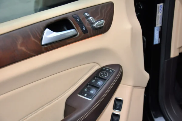 MERCEDEZ BENZ GLS 350