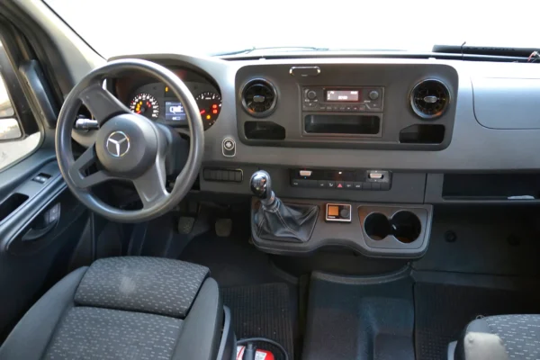MERCEDEZ BENZ SPRINTER